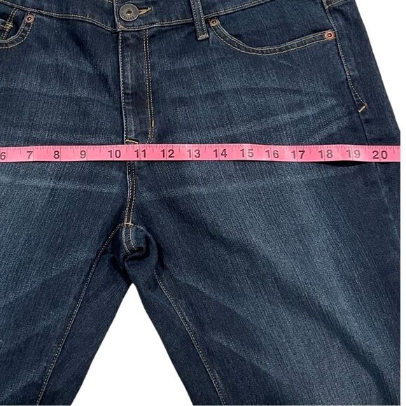 Eddie Bauer Dark Wash Straight leg Jean size 12/31 NWOT - Picture 14 of 15